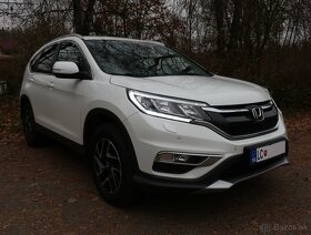 Hondu CR-V r.2017 4x4, biela perleť, navi, kamera-TOP PONUKA - 4