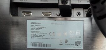SAMSUNG U28E590D 28" 4K UHD + stojan + dock Lenovo - 4