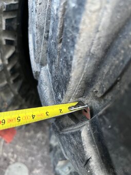 37x14,5 r15 Maxxis Crawler 5x139,7 - 4