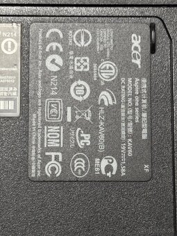 Acer aspire one D250 - 4