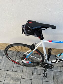 predám cestný bicykel dema leony 6.0 - 4