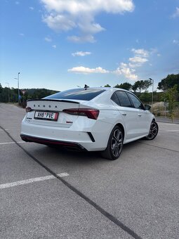 Predám Škoda Octavia 4 Vrs 2.0Tsi 180kw DSG DCC - 4