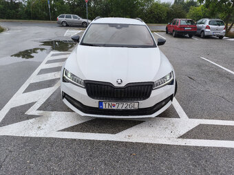Predam Skoda Superb Combi 140KW 4x4 Sport Edition - 4
