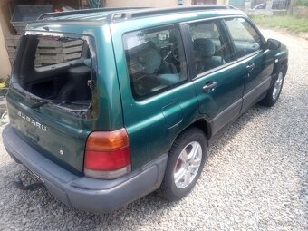 Rozpredám Subaru Forester 2.0i 90kw - 4