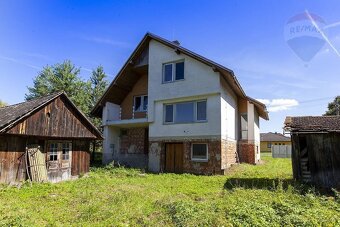 NA PREDAJ – Rodinný dom s veľkým pozemkom v obci Jablonica - 4