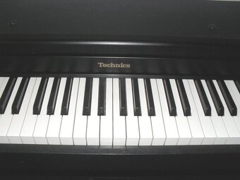 Digitální piano Technics sx-PC8 - 4