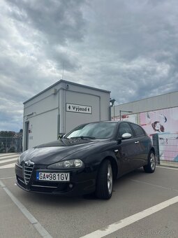 Alfa Romeo 147 1.9JTDM - 4