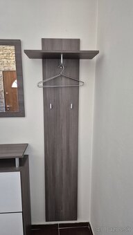 Predsieňovy nábytok - 4