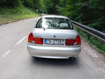 Mitsubishi Carisma 1.6 - 4