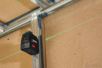 Krížový líniový Laser Parkside PKLLP 360 B3 + Statív - 4