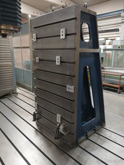 Vodorovná vyvrtávačka desková PRAGMA M60 - 4