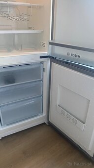 Bosch chladnicka KGN36Y42 s mraznickou - 4