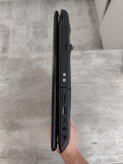Predám notebook ASUS 17,3" - 4