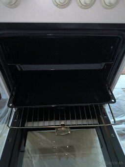Plynovy sporak Beko - 4