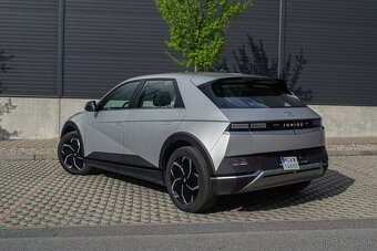 Hyundai Ioniq 5 73 kWh Style 4x4 ODPOČET DPH - 4