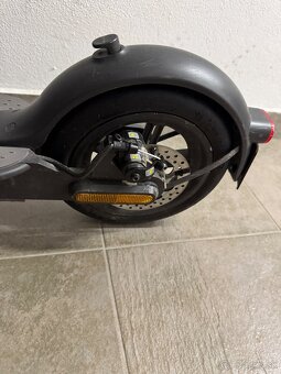 Elektrokolobezka mi essential 1S - 4