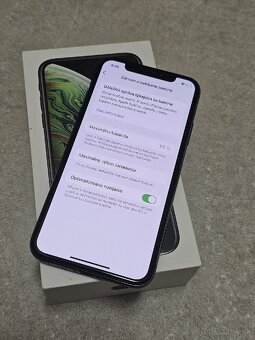 iPhone Xs 64gb SUPER STAV - 4