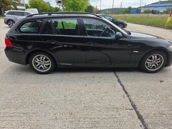 Bmw e91 318d - 4