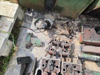 Diely Zetor super 50 - 4