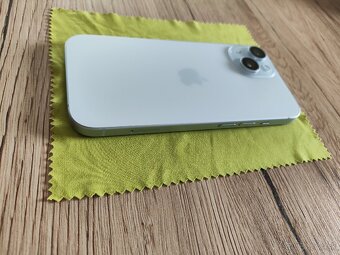 iphone 15 modrý 256gb - 4