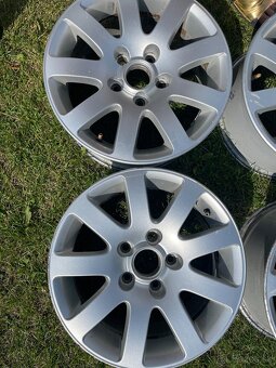 volkswagen Elektróny R15 - 4