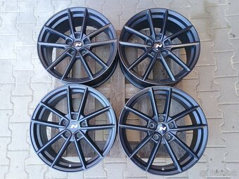 ALU disky Hyundai / KIA 5x114,3 R18 Black - 4
