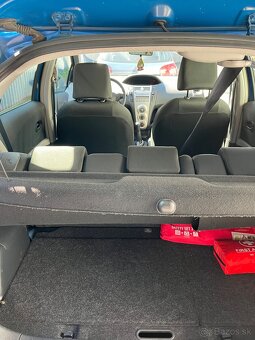 Predám toyotu yaris - 4