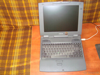 Predám notebook Toshiba zberateľský retro v Bratislave ... - 4