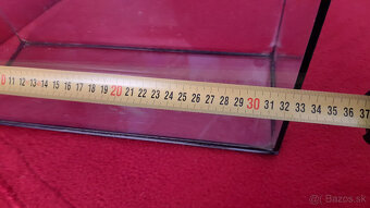 Predám menšie akvárium. - 4