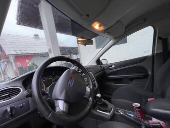 Ford focus combi 1,8 d - 4