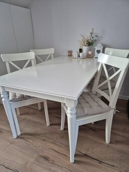 Jedálenský stôl Ingatorp + 4 stoličky Ingolf - 4