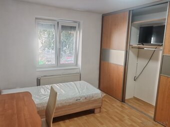 Prenájom samostatnej nepriechodnej izby v 2-izbovom byte - 4
