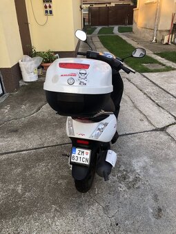 Piaggio ZIP II 50 - 4