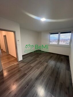 Novostavba 3 izbový byt - 80m2 , balkón, lukratívna časť - - 4