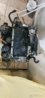 Predám funkčný motor Škoda Fabia II 1.9 TDI. - 4