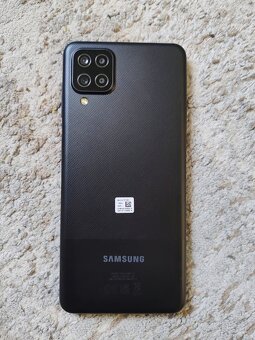 Samsung Galaxy a12 - 4