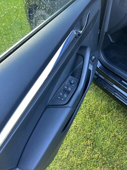 Škoda Octavia Combi 2.0 TDI SCR Style Plus - 4