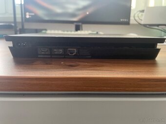 Playstation 4 Slim 500GB - 4