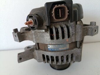 alternator toyota 270600y050 140€ - 4