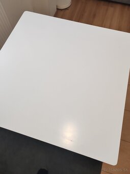 Jedálenský stôl - 4