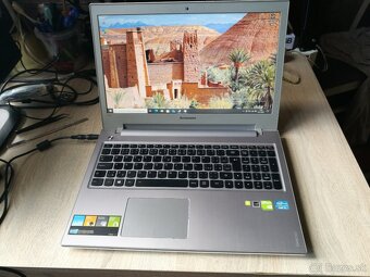 Lenovo.i5. SSD 256 GB. nVidia 2 GB.Nová baterka. RAM 8 GB. - 4