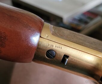 Opakovacia puška MARLIN model 1894 kaliber 44 s kolimatorom - 4