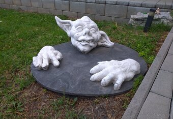 Betónová socha - 4