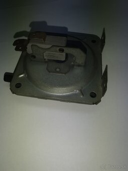 Manostat tlaku vzduchu Honeywel C6065A 1028:2 - 4