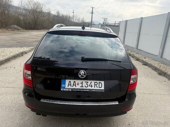 Škoda Superb combi 2.0 TDI DSG 4x4 Elegance - 4