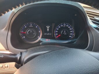 Hyundai i40 1,7 CRDi 100kW Style 12/2013 - 4