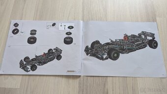Formula Mercedes AMG F1 W14 E Performance 42171 - 4
