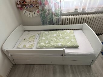 Detská posteľ s úložným priestorom a zábranou proti pádu - 4