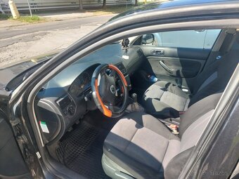 Ponúkam golf 4 1.9 TDI 74kw - 4