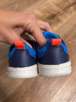 Chlapčenské tenisky adidas, veľkosť 22 - 4